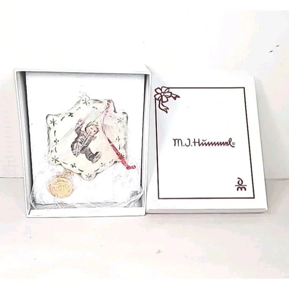 2010 M.J Hummel Skater In Stride Annual Ornament Porcelain Christmas W/box